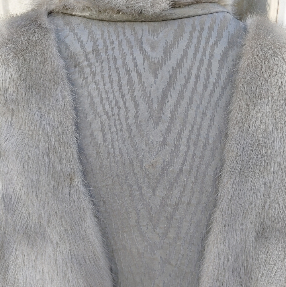 ELEGANTLY GORGEOUS GENUINE SILVER MINK FUR/LEATHER COAT JACKET PLUS SIZE 1XL/2XL - Picture 7 of 7